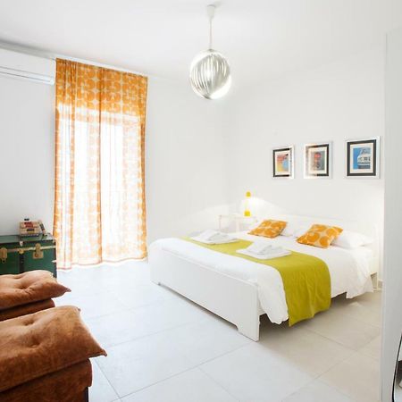 Interno16Holidayhome Napels Buitenkant foto